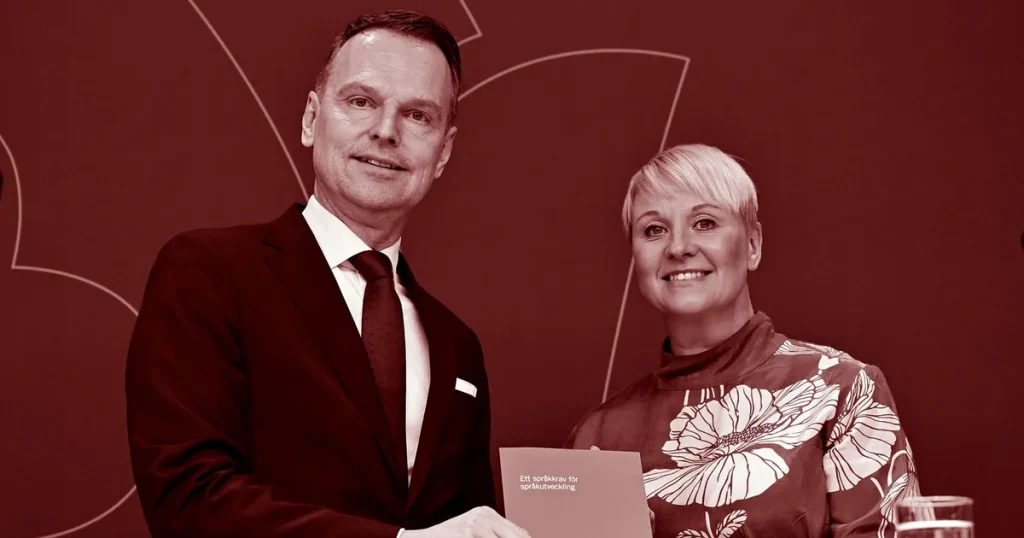 Ledare: Nytt språkkrav i äldreomsorgen är en simpel nödlösning