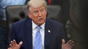 Trump säger att USA kommer att skicka 5 000 ytterligare soldater till Polen