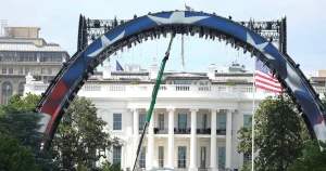Trump tar över USA-jubileum: ”Jag drar mer folk än Elvis”