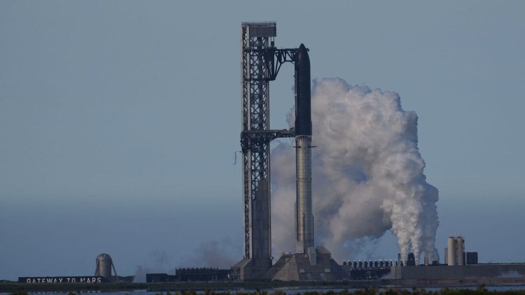 SpaceX tvingades skjuta upp uppskjutning av uppgraderad jätteraket Starship efter att låsbult inte gick att dra tillbaka