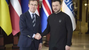 Zelenskyj besöker Sverige för Gripen-affär