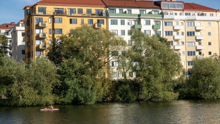 Inkassokrav sätter press på bostadsrättsföreningar när utmätningar ökar