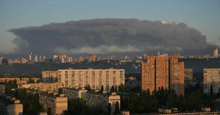 Ryssland varnar för nya attacker mot Kiev – utlänningar uppmanas lämna