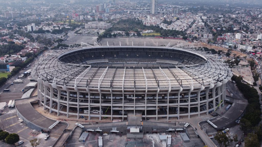 Miljondollarsräkning för lyxloge vid VM på Azteca-stadion i Mexico City
