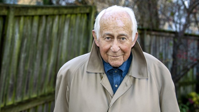 Juristen Peter Nobel, Sveriges första Diskrimineringsombudsman, har dött vid 94 års ålder