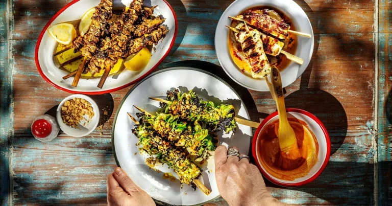 Fyll grillen med trendiga små spett