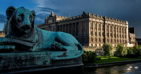 Uppgift: Riksdagspolitiker misstänks för barnpornografibrott