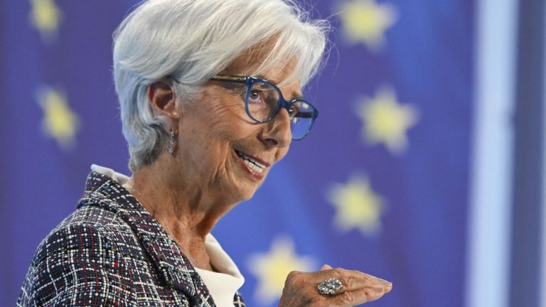 Inflationsförväntningar i euroområdet något lägre i april