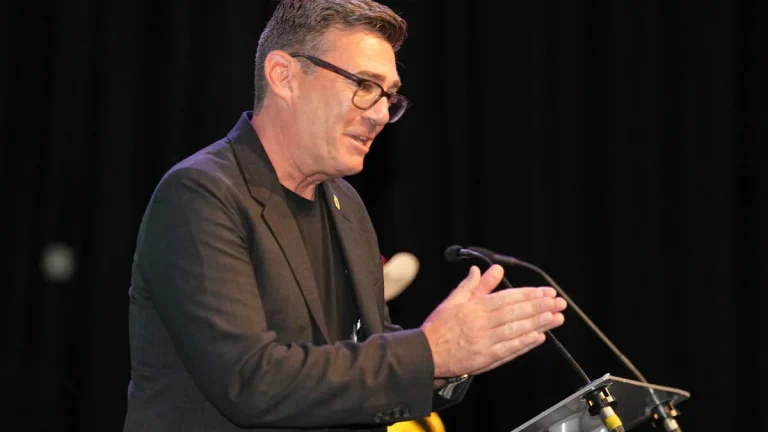 Starmers rival Andy Burnham vinner fyllnadsvalet i Makerfield och öppnar vägen för att utmana Keir Starmer