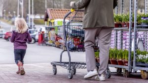Inflationen stiger, bränslepriser den drivande kraften bakom ökningen