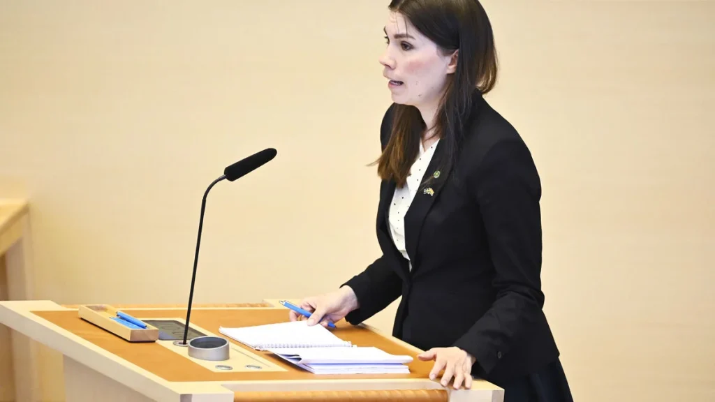 MP och C kan stoppa skärpning av lagen om förvar av barn