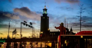 DN Debatt. ”Stockholm styrs av dåliga förlorare som rundar riksdagen”