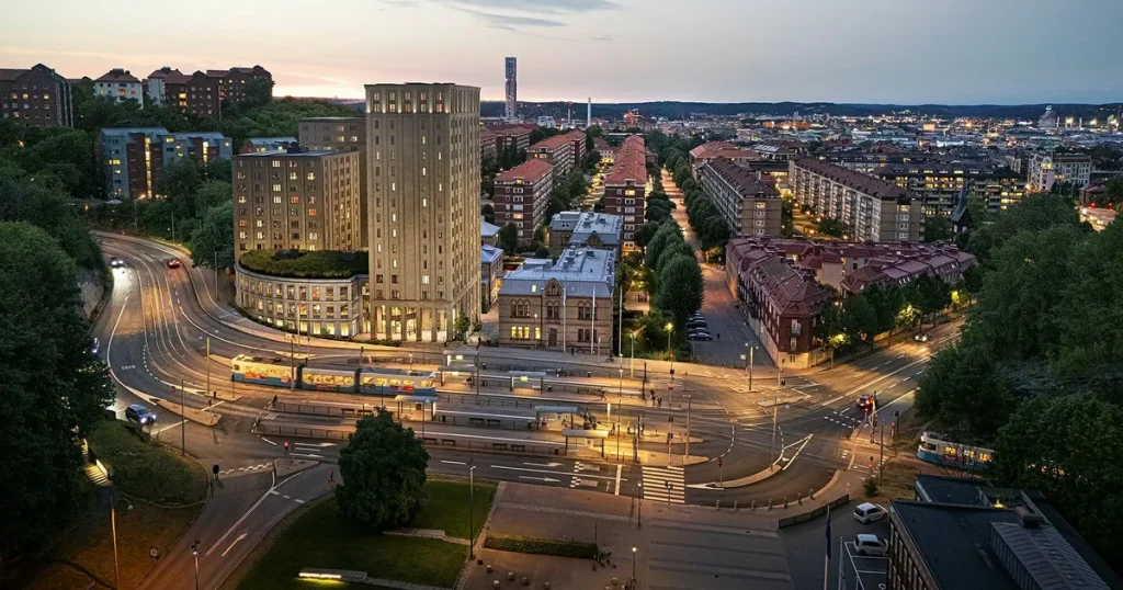 Mindre badrum, lägre hyra – så ska fler få studentbostad