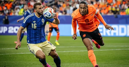 Van Dijk: ”Sverige har ett väldigt tufft jobb framför sig”