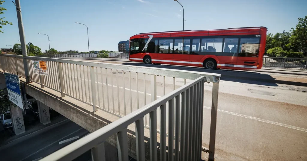 SL:s nya elbussar väger för mycket: ”Kommer att bli kaos”