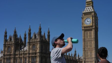 Nya värmerekord i Europa när Frankrike, England, Wales och Norge rapporterar rekordvarma vårdagar