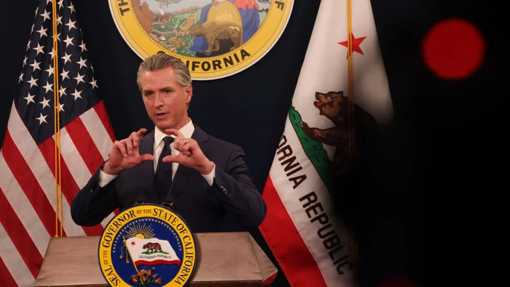 Kaliforniens guvernör Gavin Newsom säger att han är under utredning
