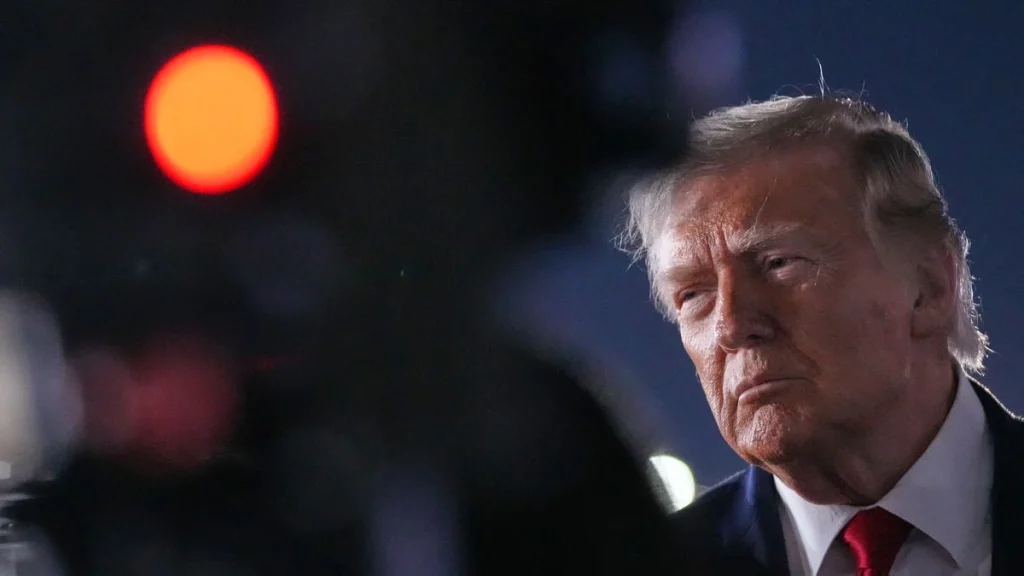 Trump vill se ett mycket starkt svar till Iran efter påstått nedskjutande av en amerikansk helikopter