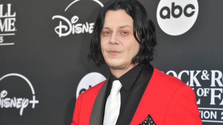 Jack White släpper nya albumet Frozen Charlotte den 10 juli