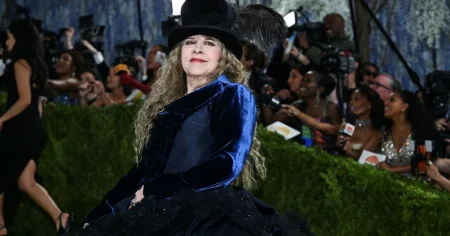 Catia Hultquist: Måste man vara rockstjärna som Stevie Nicks för att få respekt som äldre kvinna?