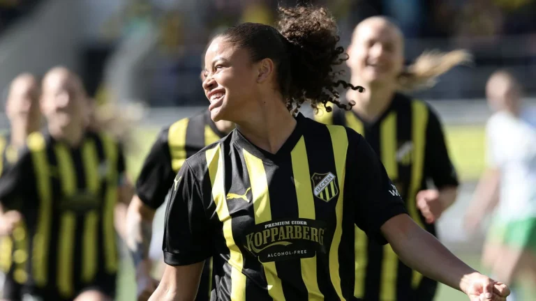 Felicia Schröder slår Hammarby igen