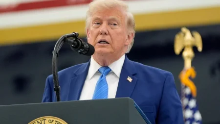 Domare blockerar viktig del av Trumps valdatabas som beordrades tidigare i år