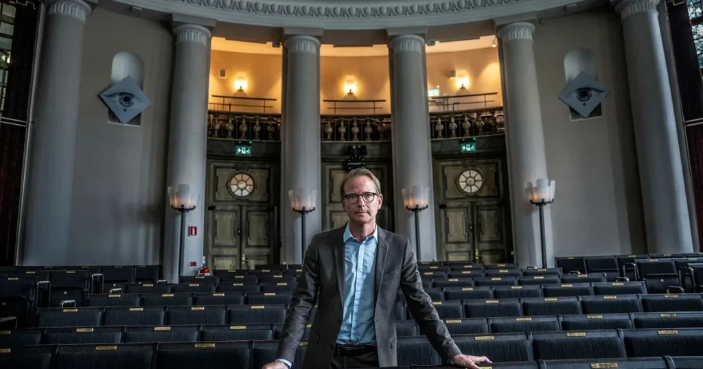 Handels startar ny elitutbildning för framtidens byråkrater