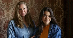 Elsa och Cornelia Swärd: ”Kärleken är stabil men pengarna går åt snabbt”