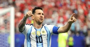 Johan Esk: Förr fick stjärnorna stryk – Messi får göra som han vill