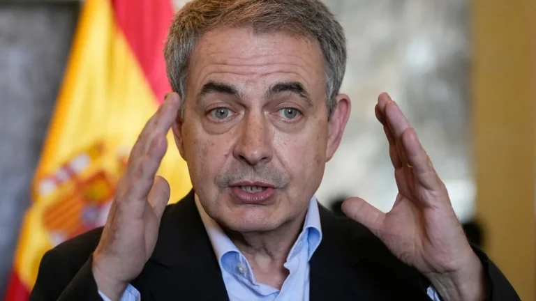 Lyxklockor och smycken hittade på kontor – Spaniens ex-ledare under utredning