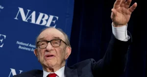 Centralbankslegenden Greenspan död – 100 år