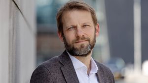 Danish författare Dennis Nørmark skrev årets bästa deckare
