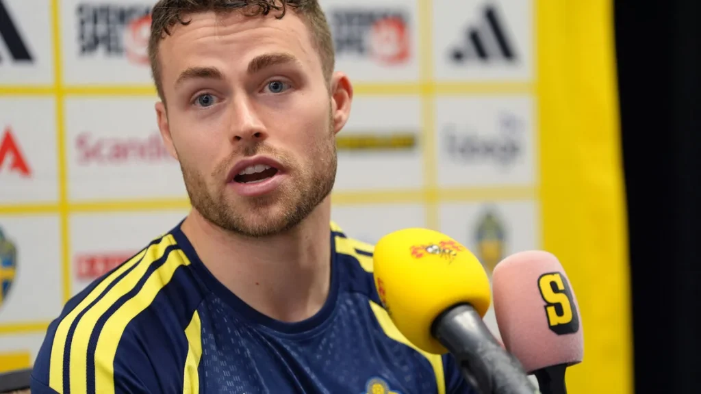 Gudmundsson är sjuk, missar landslagsträning med Sverige