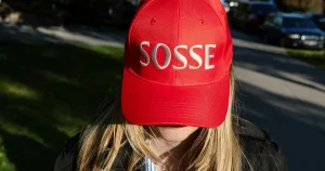Socialdemokraterna håller till höger – men gör verkligen Svensson det?