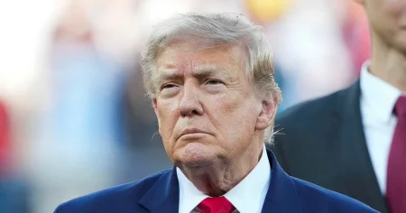 Trump köpte aktier – sedan hyllade han företagen