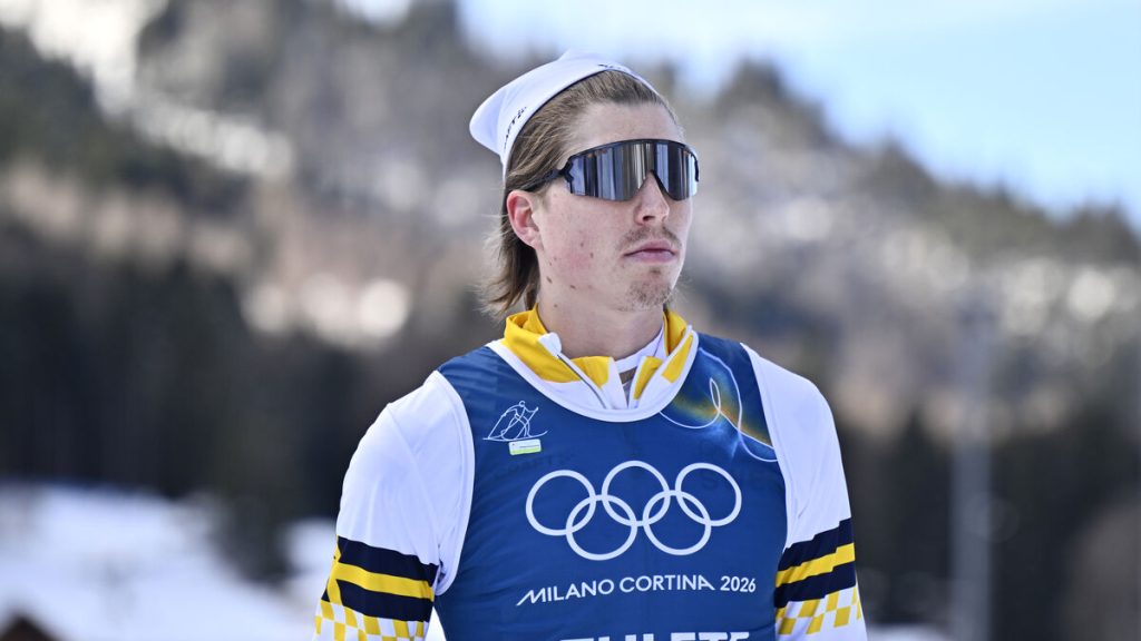 William Poromaa fördes till sjukhus efter träningsfall, bryter ankeln