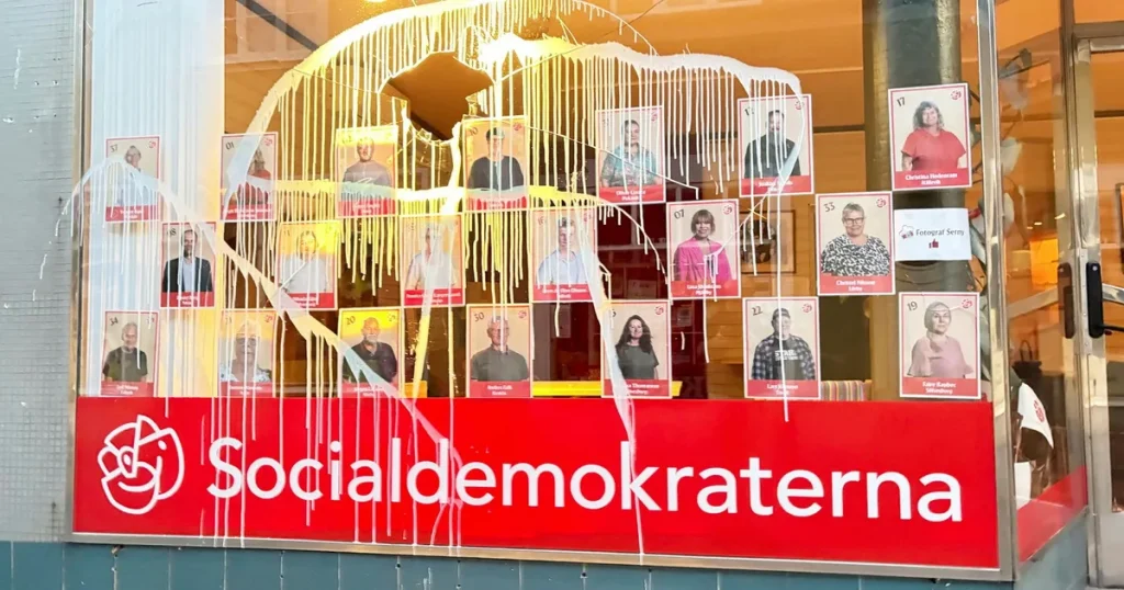 Baudin (S) om attacken mot partilokalen: ”Oacceptabelt”