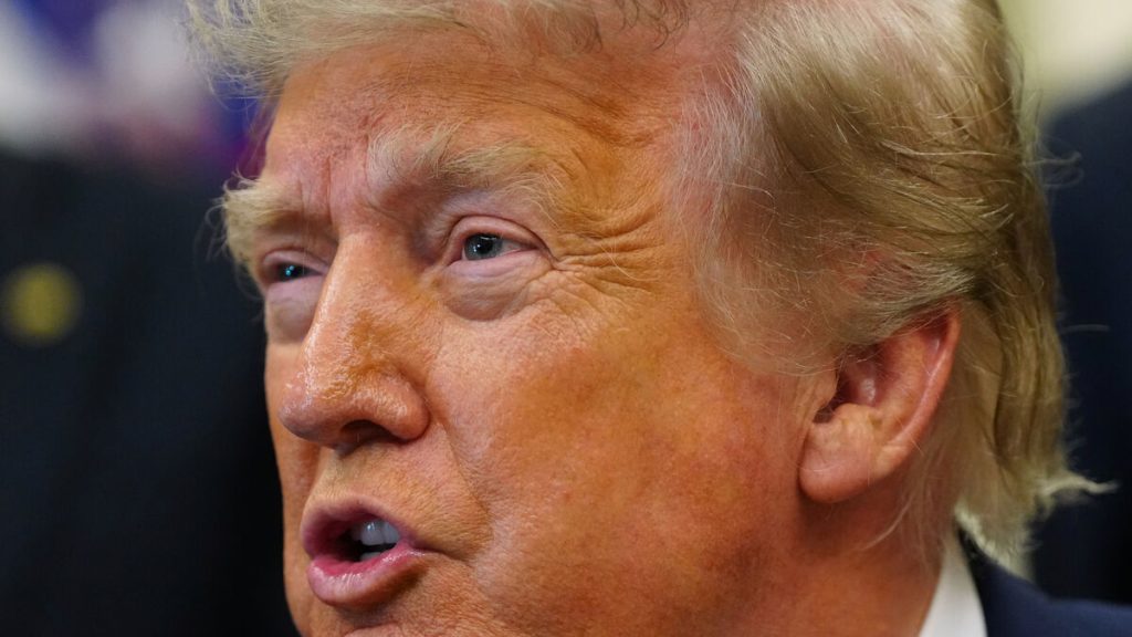 Trump backar från 20% tullplan för sjöfart genom Hormuzssundet