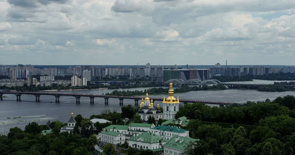 Ukrainas militärchef: Ryssarna planerar nya sätt att erövra Kiev