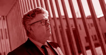 Ledare: Tänk en gång till innan barnfängelser stressas igenom