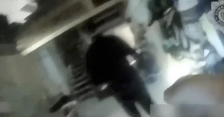 Polisens film visar begravningsbyrån där kroppar lämnades att ruttna