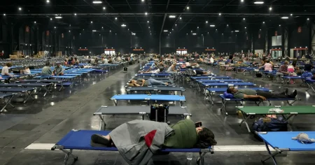 Bordeauxbor öppnar sina hem för de evakuerade