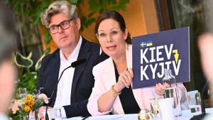 Sverige antar stavningen Kyjiv för Ukrainas huvudstad till stöd för Kyjivs värderingar