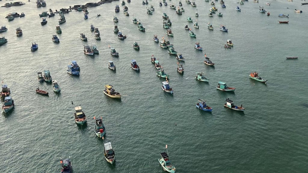 Båt kantrar utanför Phu Quoc i Vietnam, minst 15 turister dödas