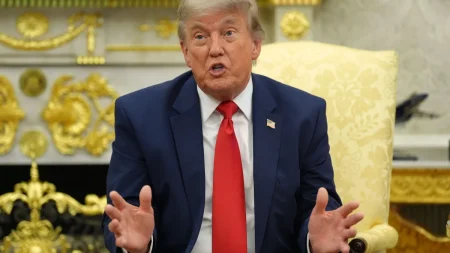 Trump kräver lojalitet från NATO-allierade inför toppmöte, hotar att lämna alliansen igen