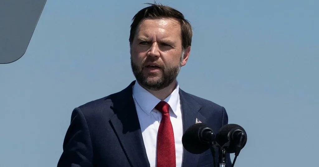 JD Vance kritiserade kritiker under firandet