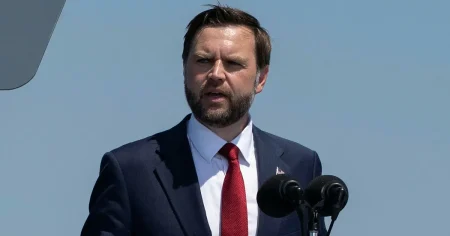 JD Vance kritiserade kritiker under firandet