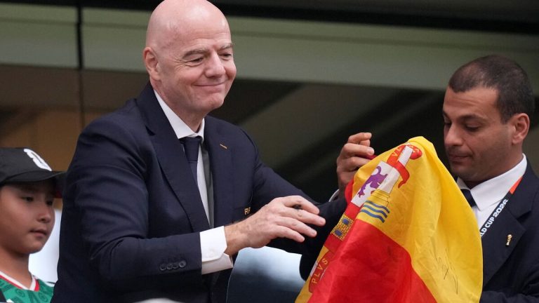 Uefa bojkottar alla FIFA-turneringar på grund av plan för privat ägande av VM
