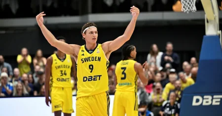 Sverige ett steg närmare basket-VM