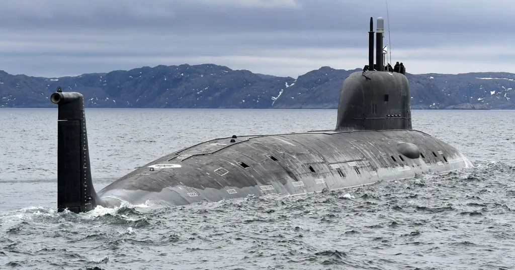 Ryssland tvingas flytta luftvärn – atomubåtsvarv utan försvar